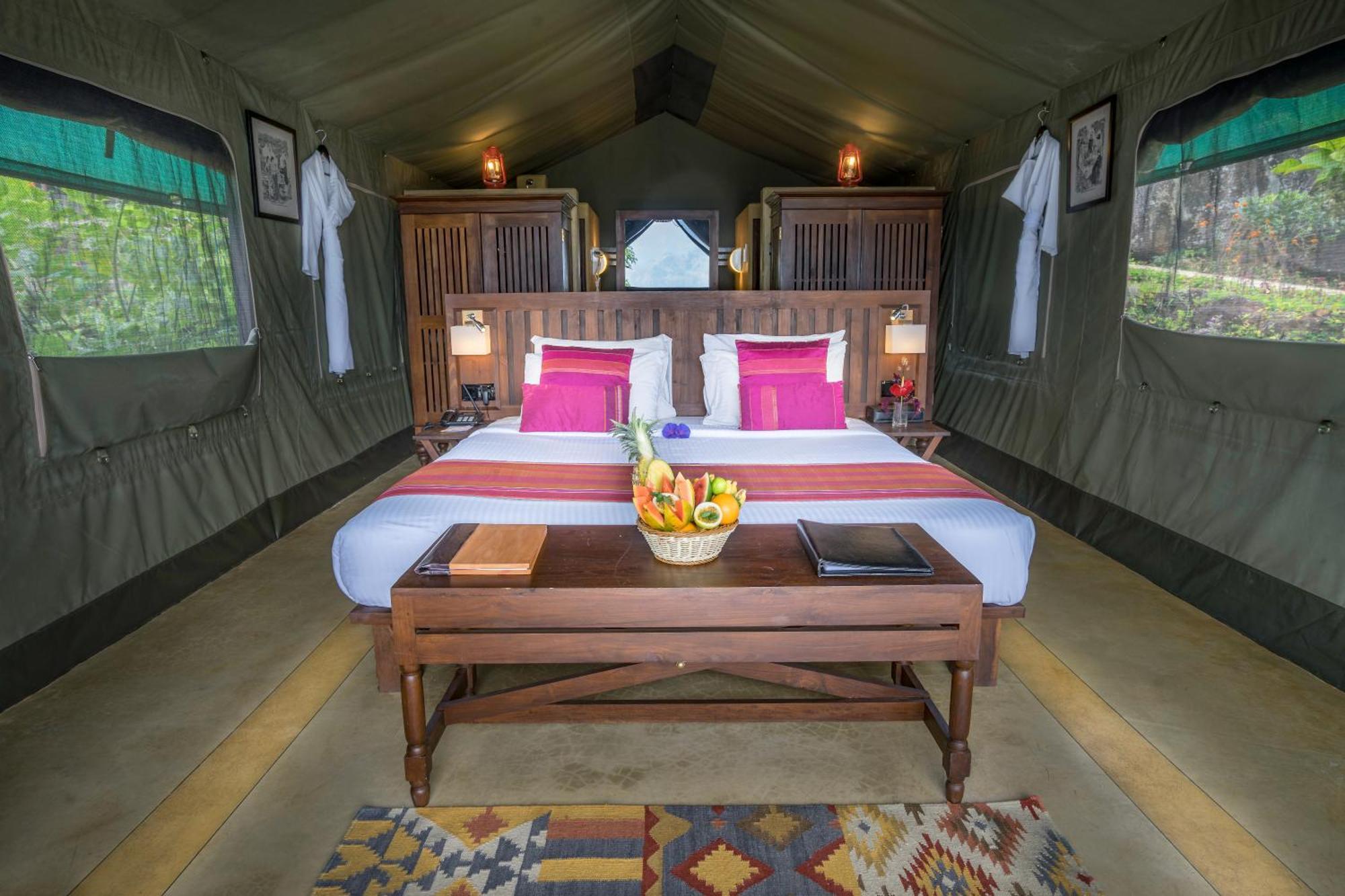 มาดุลเกลเล ทีแอนด์อีโคลอดจ์ Hotel แคนดี้ ภายนอก รูปภาพ